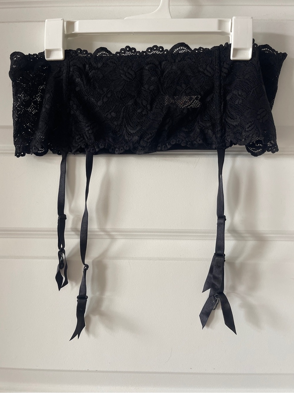 Cacique Garter Belt | Size 18/20